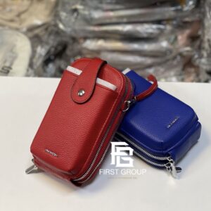 Дамска кожена чантичка за през рамо, за мобилен телефон, пари и документи - червено